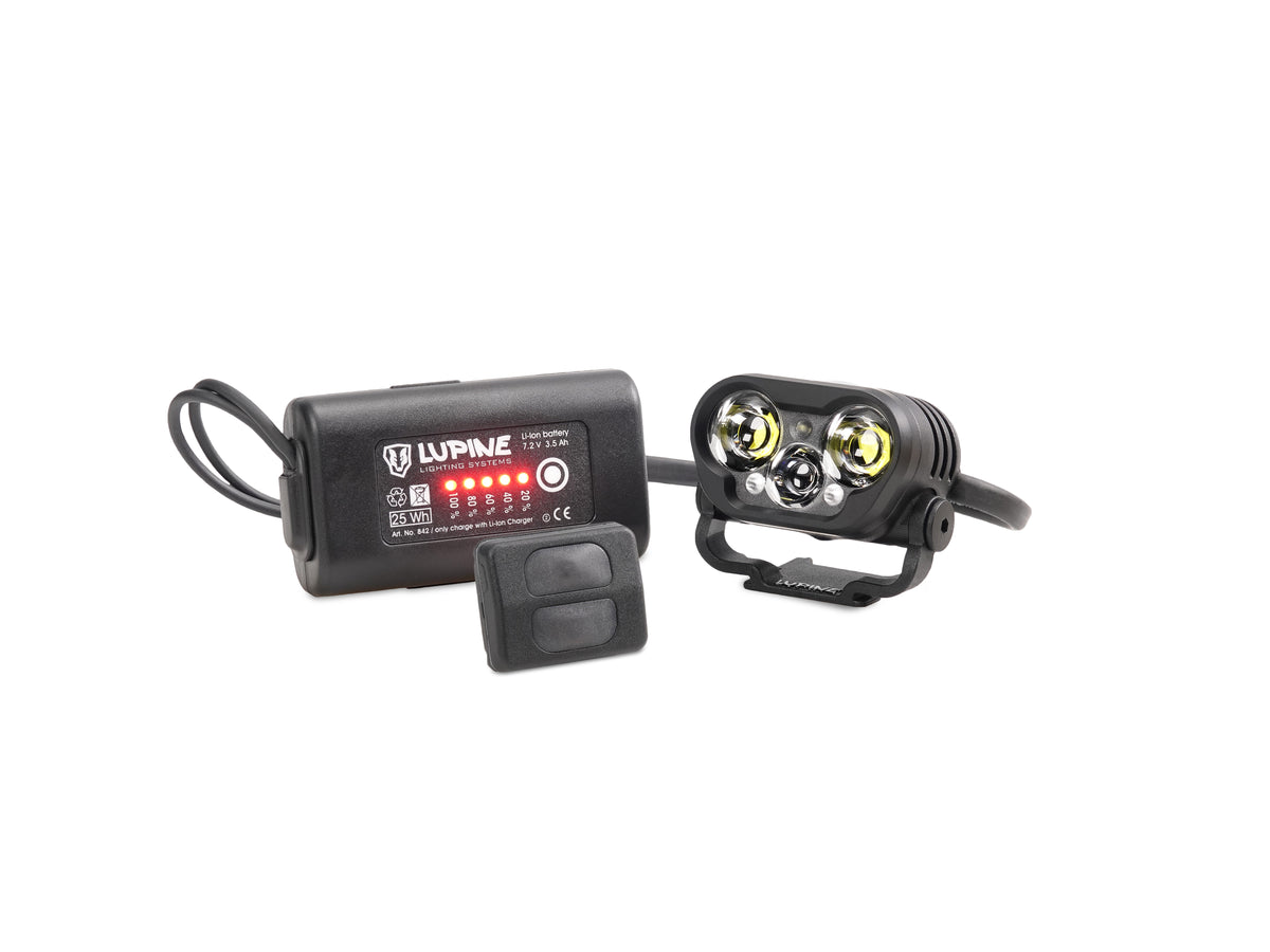 Blika light head with 3.5 Ah SmartCore battery and Bluetooth remote